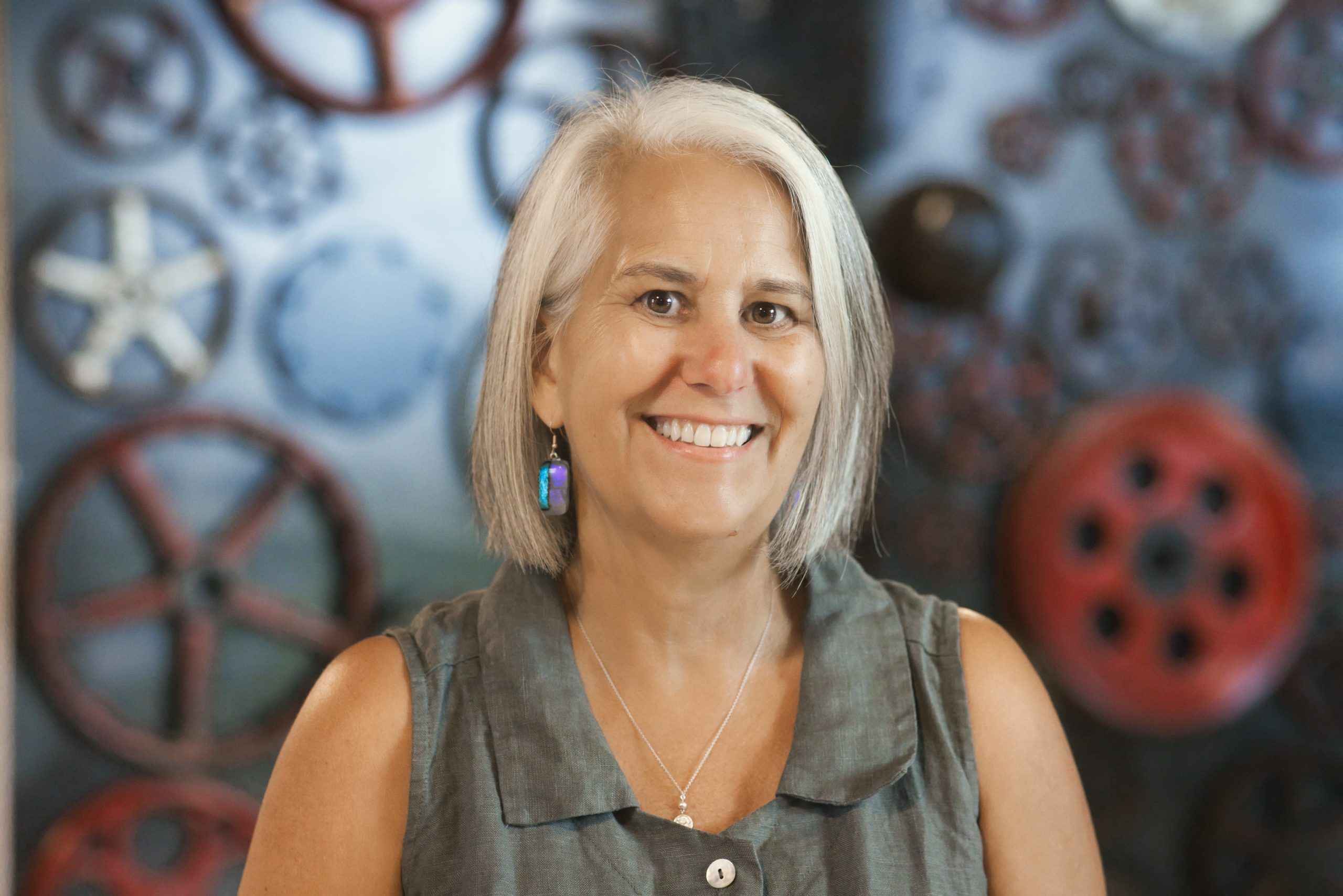 Read more about the article Amy DeRogatis